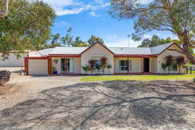 24 North Street, Auburn SA 5451