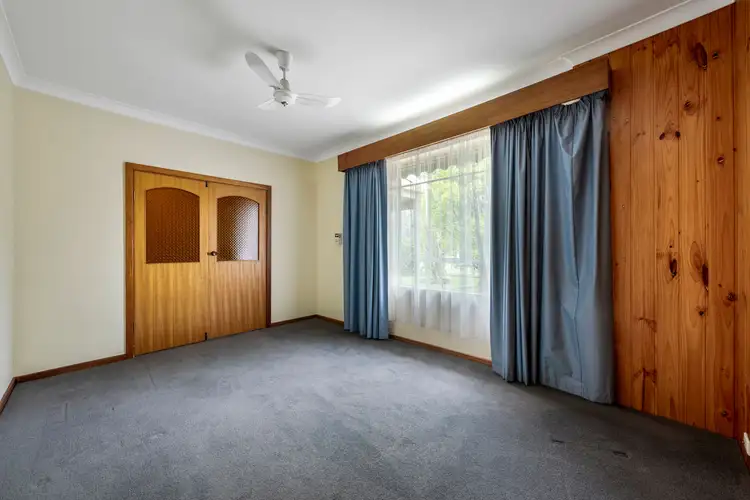 Second view of Homely house listing, 4 Peter Avenue, Campbelltown SA 5074