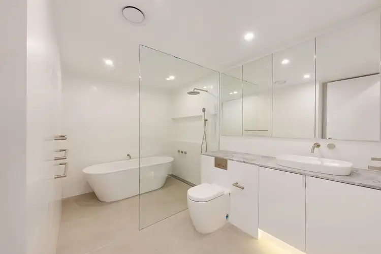 Fifth view of Homely apartment listing, 17B Stanton Road, Mosman NSW 2088