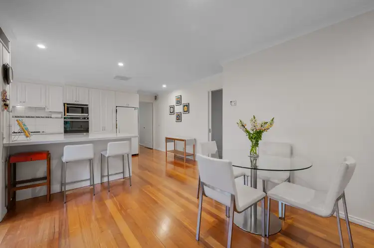Fifth view of Homely house listing, 15 Cotswold Close, Vermont VIC 3133