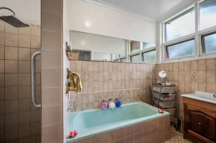 Fifth view of Homely house listing, 5 Kingfield Court, Camberwell VIC 3124