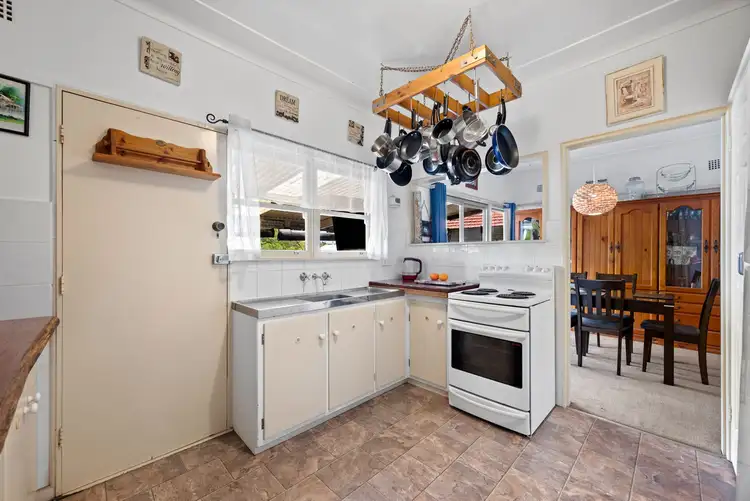 Fifth view of Homely house listing, 81 Hoddle Avenue, Bradbury NSW 2560