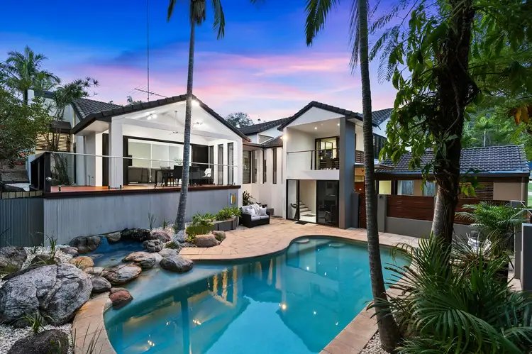 8 Minno Street, Chapel Hill QLD 4069