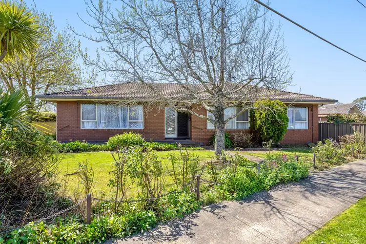 32 Park Street, Wendouree VIC 3355