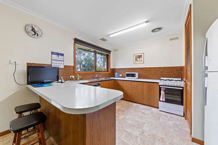 Sixth view of Homely house listing, 28 Rangeview Street, Warragul VIC 3820
