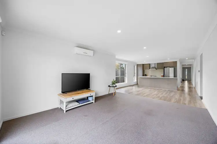 Fourth view of Homely house listing, 3 Cowley Court, Canadian VIC 3350