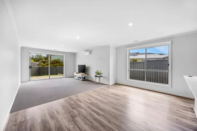 Fifth view of Homely house listing, 3 Cowley Court, Canadian VIC 3350