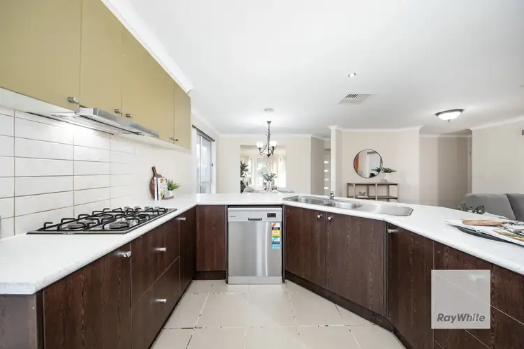 Fifth view of Homely house listing, 7 Cronulla Way, Taylors Hill VIC 3037