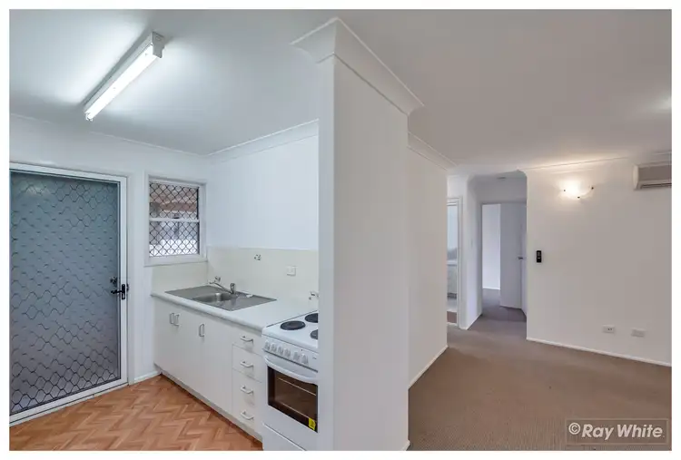 Fourth view of Homely unit listing, 4/3 Kingfisher Parade, Norman Gardens QLD 4701