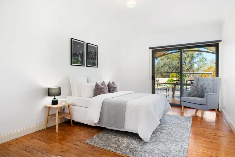 378 Burma Road, Table Top NSW 2640