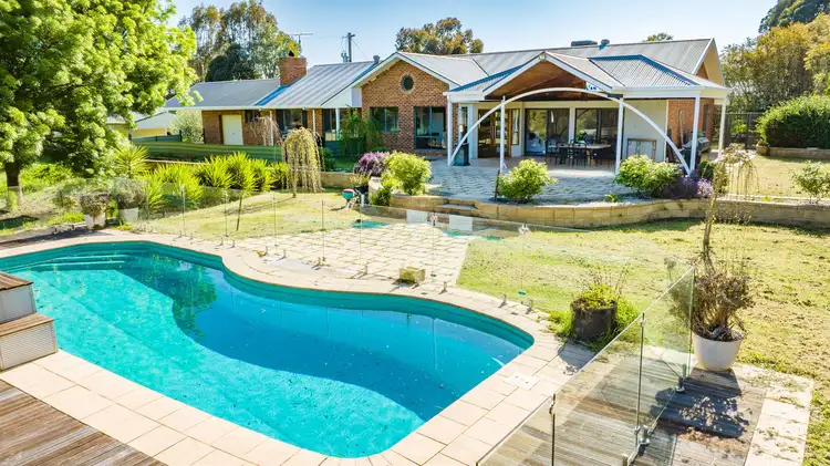 Fifth view of Homely house listing, 378 Burma Road, Table Top NSW 2640