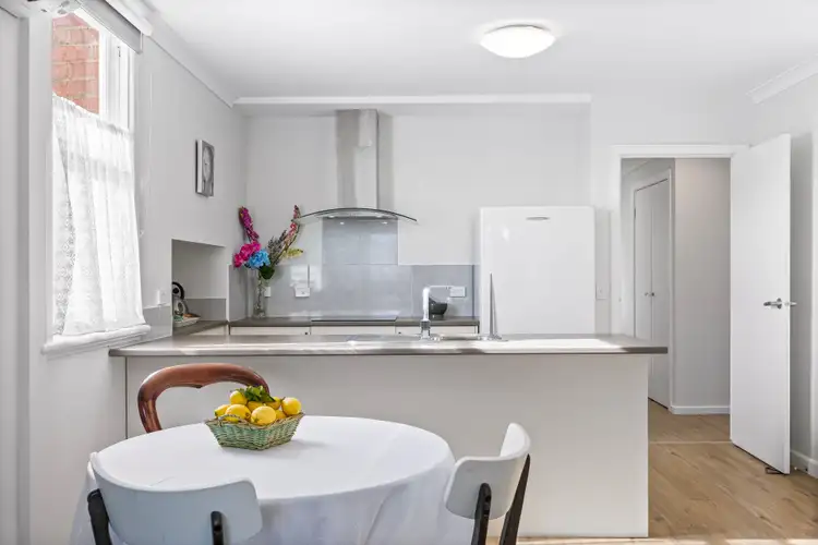 10 Ford Street, Ballarat East VIC 3350