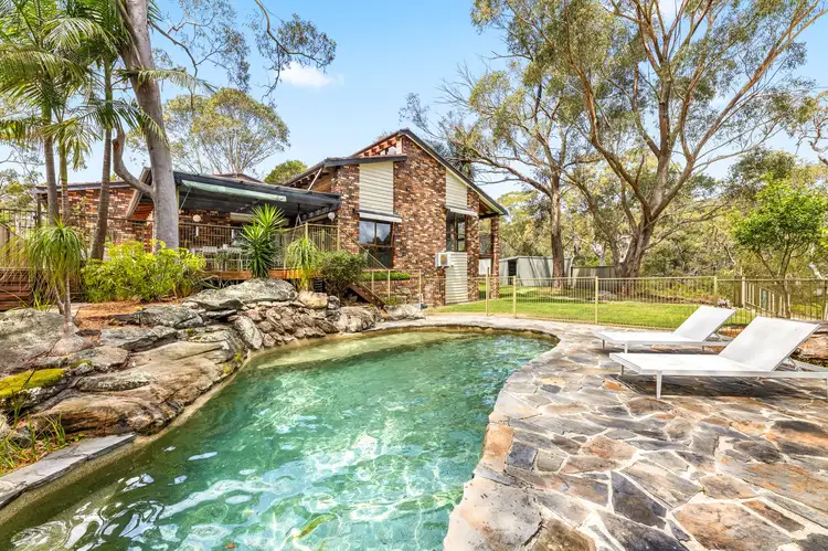 16 Landy Close, Menai NSW 2234