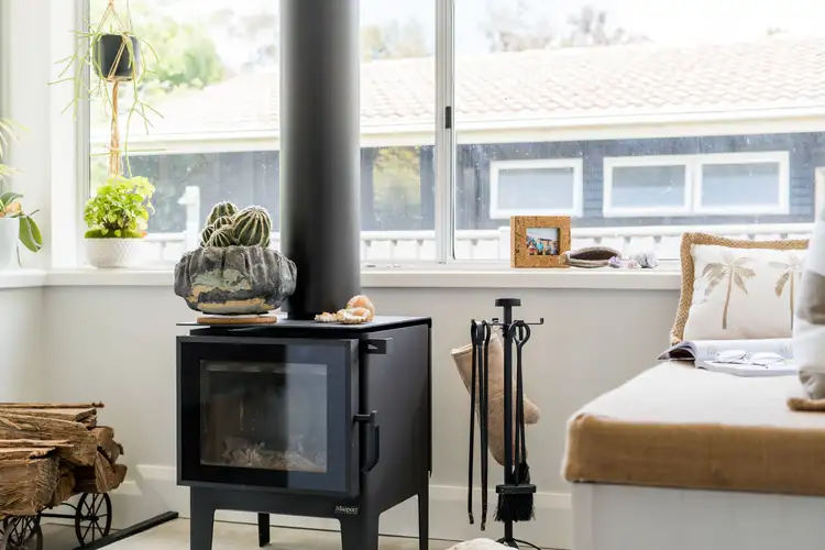 Fifth view of Homely house listing, 5 Weaver Place, Charnwood ACT 2615