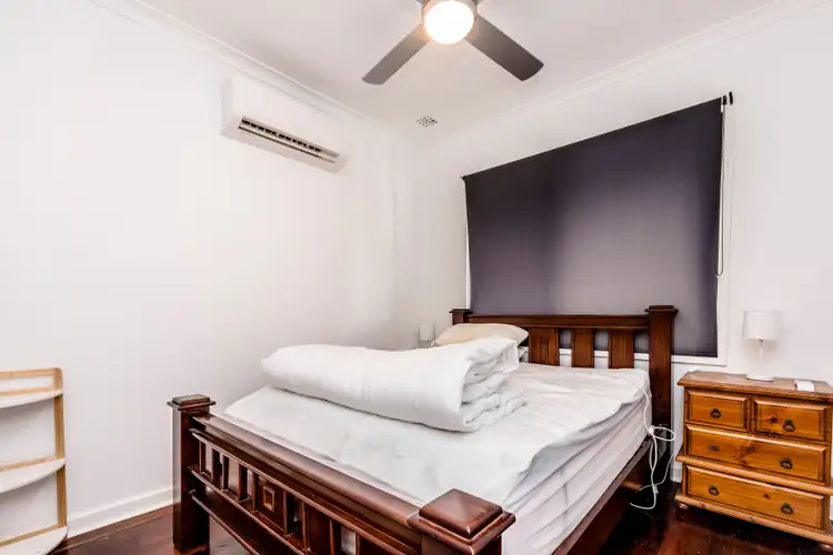 Seventh view of Homely house listing, 4 Critch Place, Wonthella WA 6530