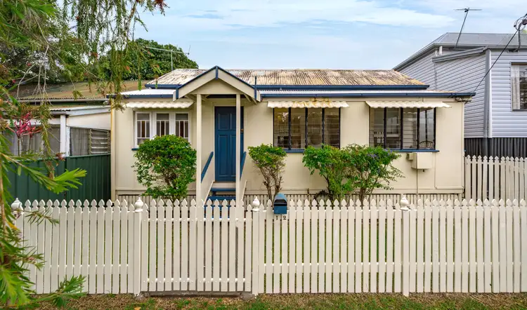 12 Weinholt Street, Allenstown QLD 4700