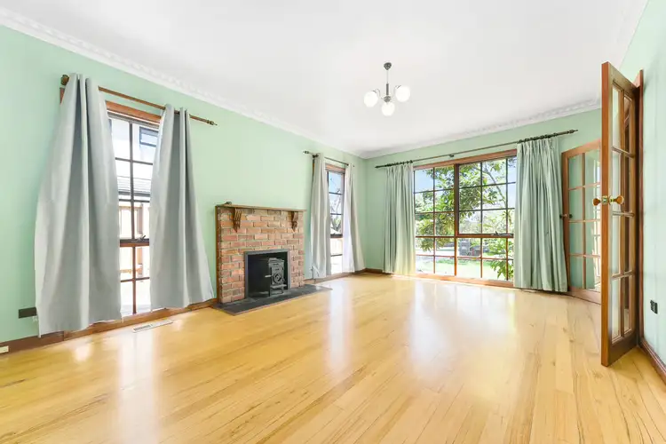 Fourth view of Homely house listing, 2 Gordon Avenue, Oakleigh East VIC 3166