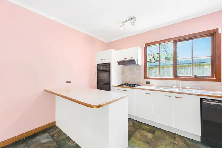 Sixth view of Homely house listing, 2 Gordon Avenue, Oakleigh East VIC 3166