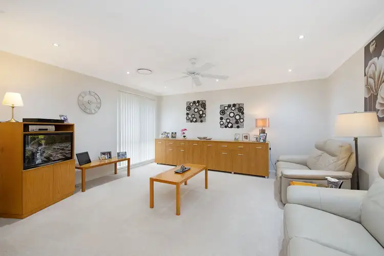 Sixth view of Homely house listing, 17 Lorraine Avenue, Berkeley Vale NSW 2261