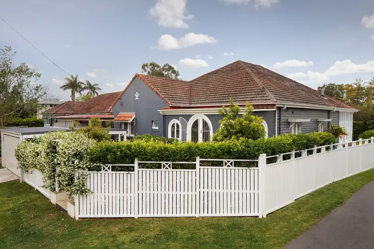 19 Hawthorne Avenue, Ashgrove QLD 4060