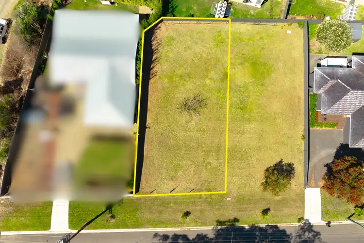 69 Yalwal Road, West Nowra NSW 2541