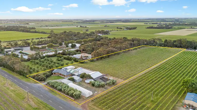 389 Hahn Road, Sellicks Hill SA 5174