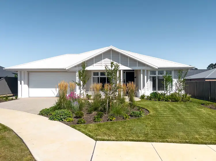 6 Llewellyn Court, Lucas VIC 3350
