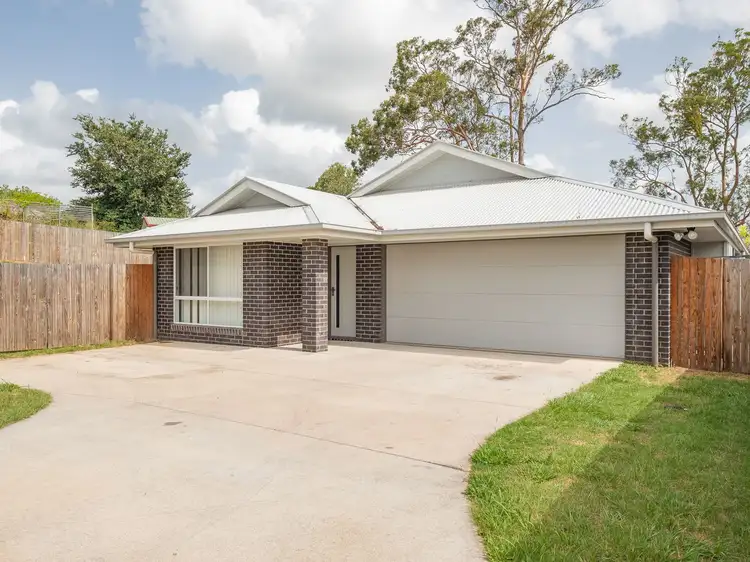 19 Pedersen Road, Southside QLD 4570