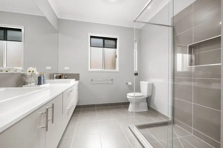 Third view of Homely house listing, 5 Hackberry Close, Lara VIC 3212