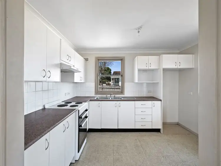 Sixth view of Homely house listing, 7 Yarrawin Way, Airds NSW 2560