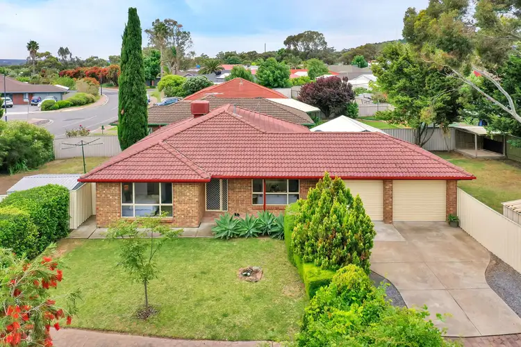 1 McCormack Crescent, Woodcroft SA 5162
