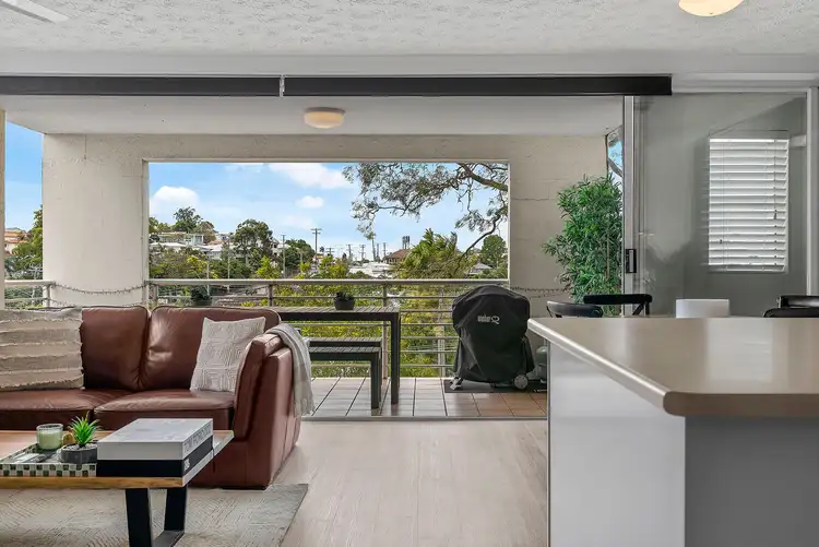 Third view of Homely unit listing, 8/96 Norman Crescent, Norman Park QLD 4170