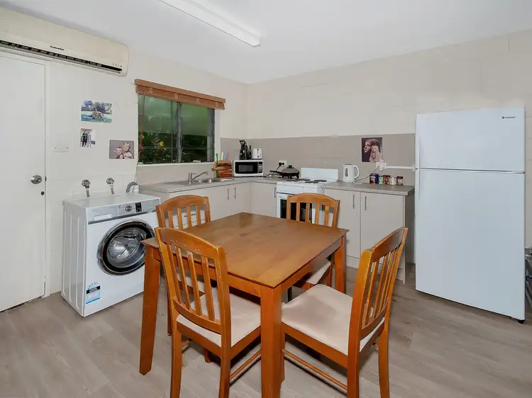 Sixth view of Homely unit listing, 2/46 Moore Street, Trinity Beach QLD 4879