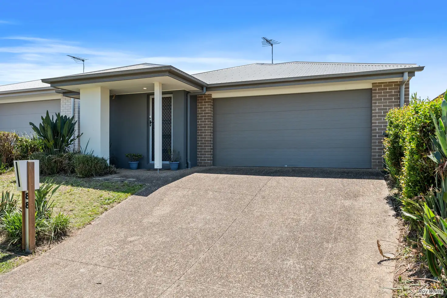 Main view of Homely house listing, 88 Gardenia Circuit, Dakabin QLD 4503