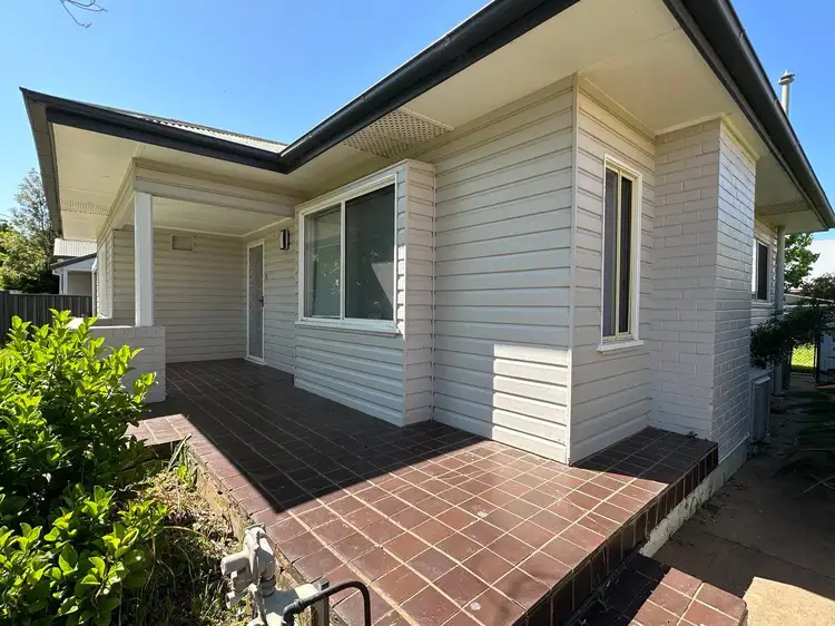 11 Underwood Street, Forbes NSW 2871