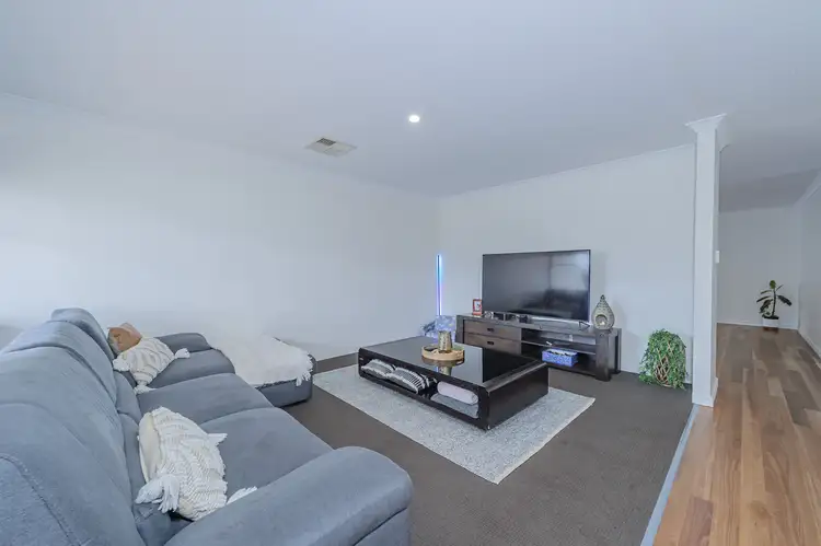 Third view of Homely house listing, 33 Ballybofey Loop, Bullsbrook WA 6084
