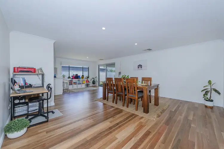 Seventh view of Homely house listing, 33 Ballybofey Loop, Bullsbrook WA 6084