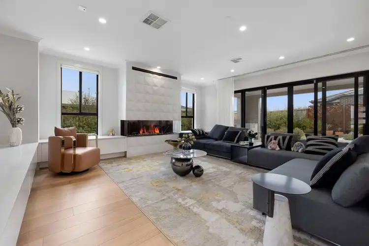 Fifth view of Homely house listing, 8 Yang Road, Mambourin VIC 3024