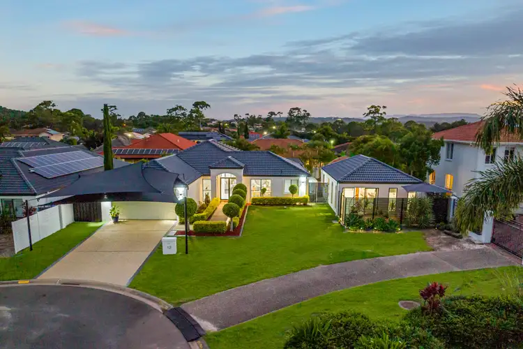 12 Oxford Place, Arundel QLD 4214