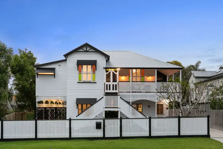 27 Bentinck Street, Sherwood QLD 4075