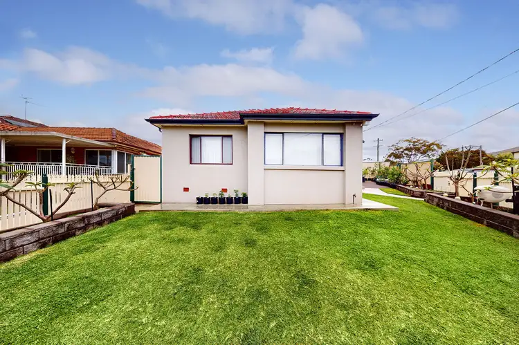 70 Amos Street, Westmead NSW 2145