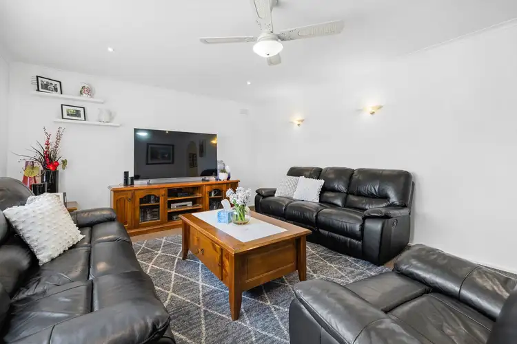 Fifth view of Homely house listing, 4 Molden Court, Kings Park VIC 3021