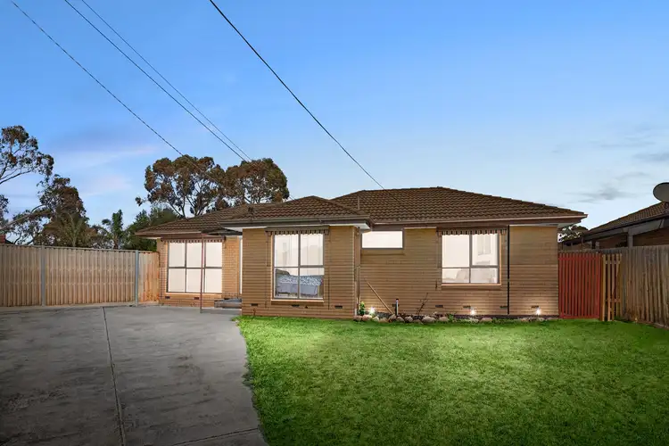 Second view of Homely house listing, 2 Totara Court, Werribee VIC 3030