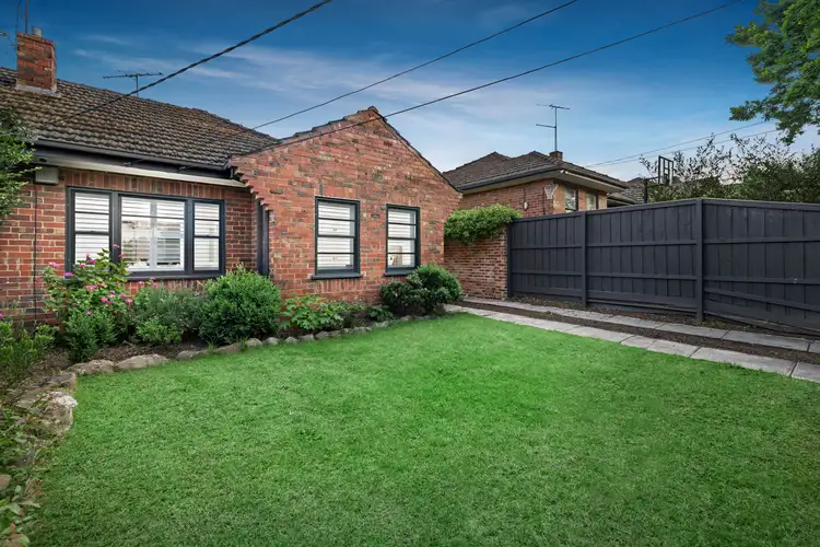 24 Ellison Street, Malvern East VIC 3145