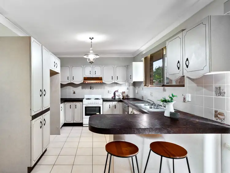 Sixth view of Homely house listing, 10 Myrtle Street, Minto Heights NSW 2566