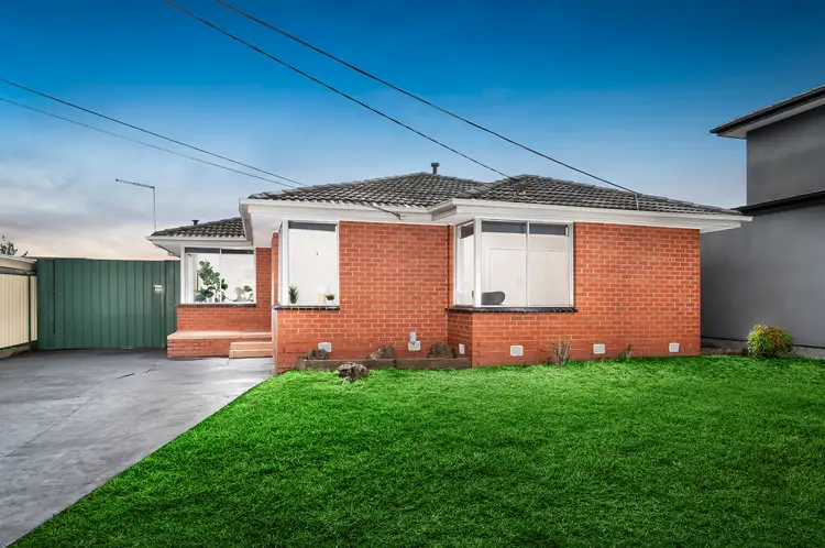 1 Begonia Court, Lalor VIC 3075