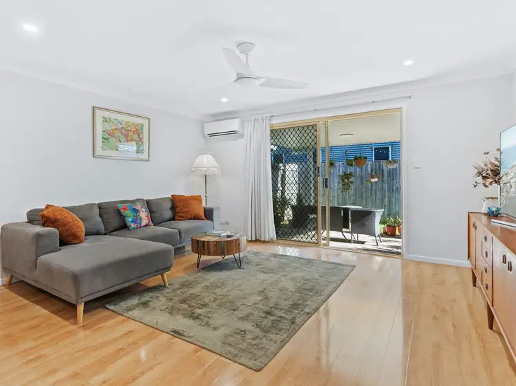Main view of Homely townhouse listing, 2/18 Kingsley Parade, Yeronga QLD 4104