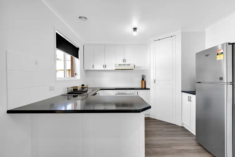 Sixth view of Homely townhouse listing, 4A Nancy Court, Mildura VIC 3500