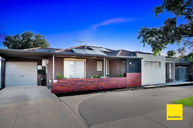 Main view of Homely house listing, 1/8 Gallop Court, Truganina VIC 3029