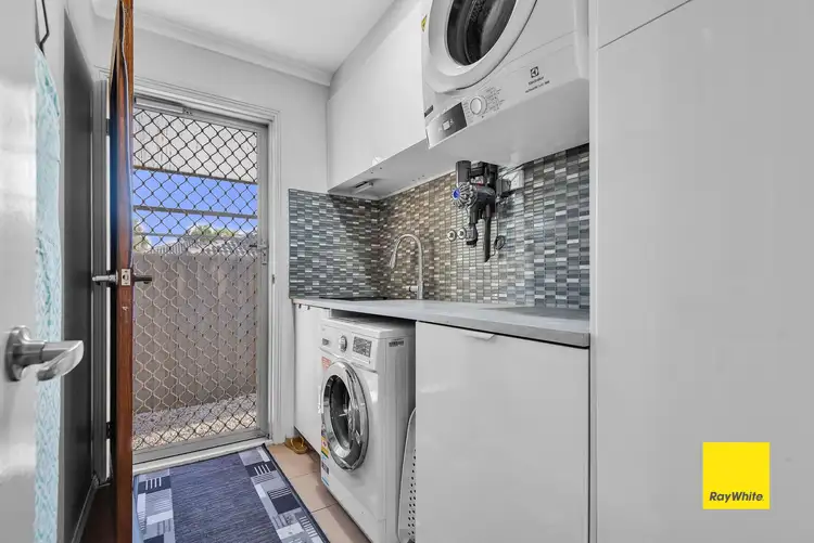 Fifth view of Homely house listing, 1/8 Gallop Court, Truganina VIC 3029
